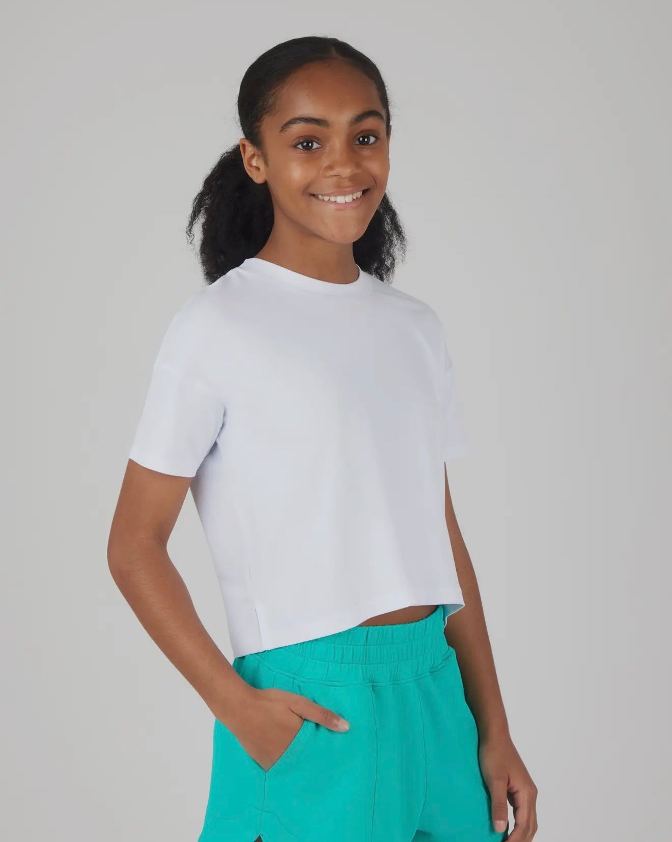 Youth Crop Tee w/ 1 Large Star+2 Small Stars
