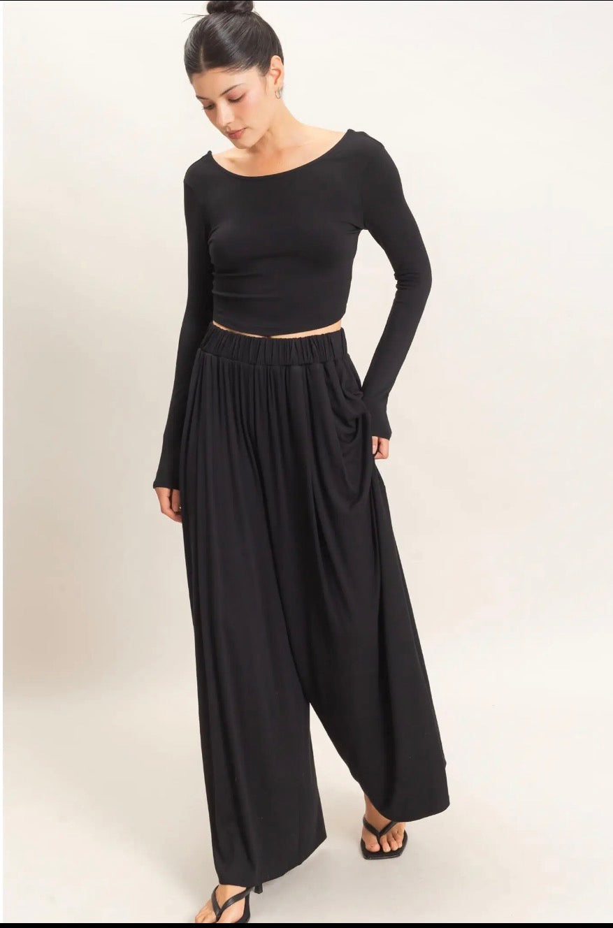Woman's Black Long Sleeve Top & Wide Leg Pants Set