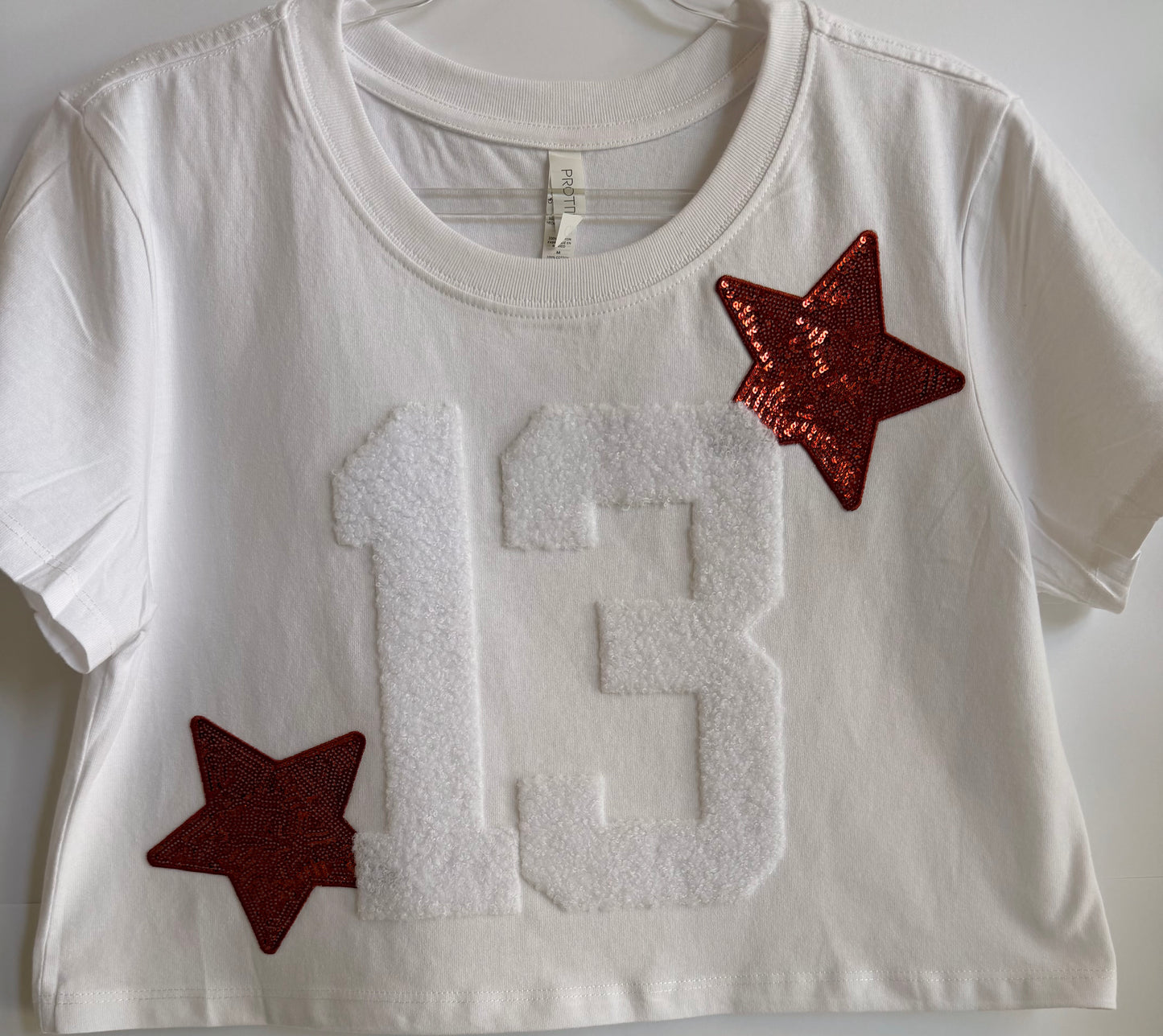 Crop Tee w/ 2 Fuzzy Numbers+2 Stars+5 Letters (Back)
