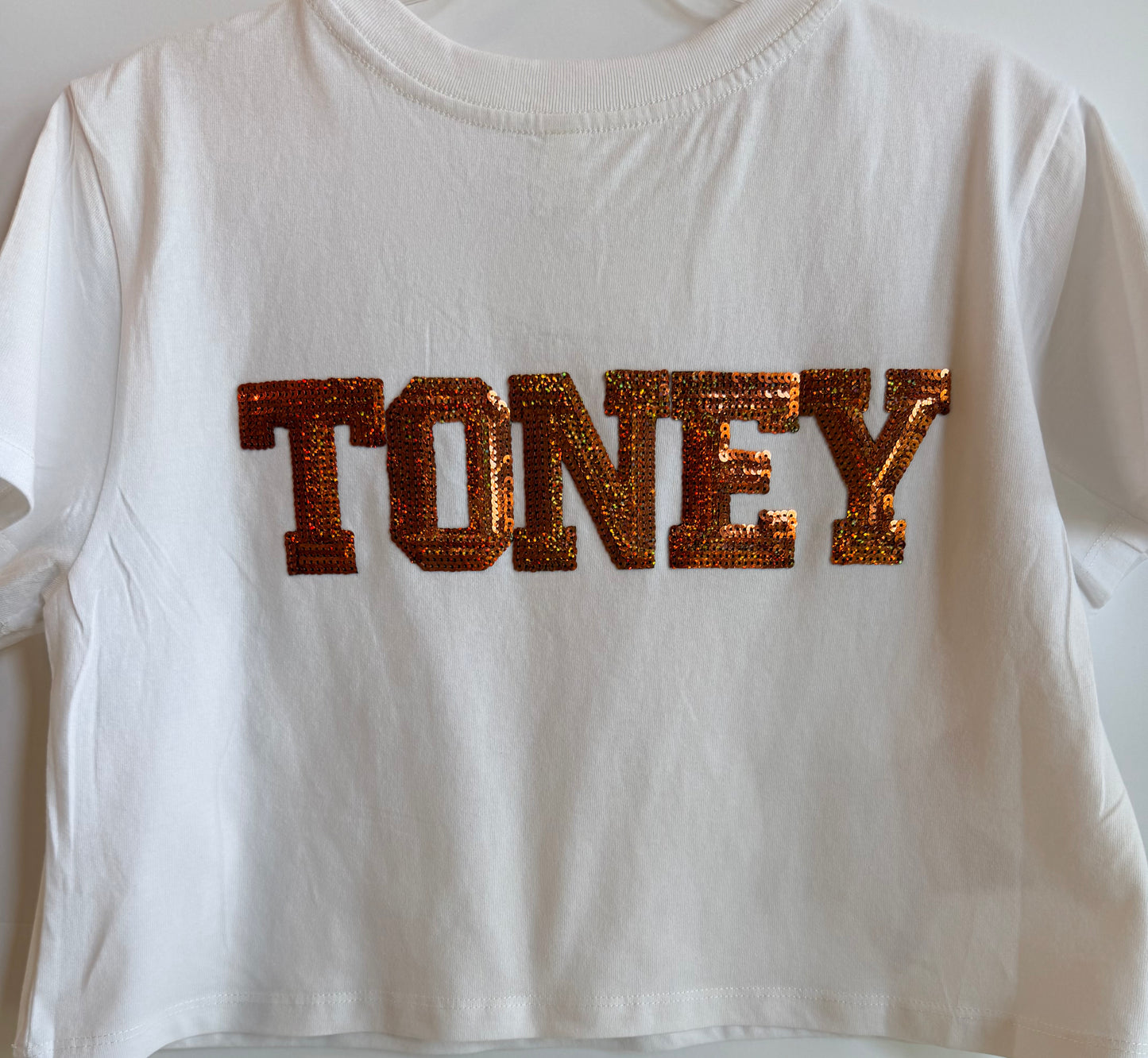Crop Tee w/ 2 Fuzzy Numbers+2 Stars+5 Letters (Back)