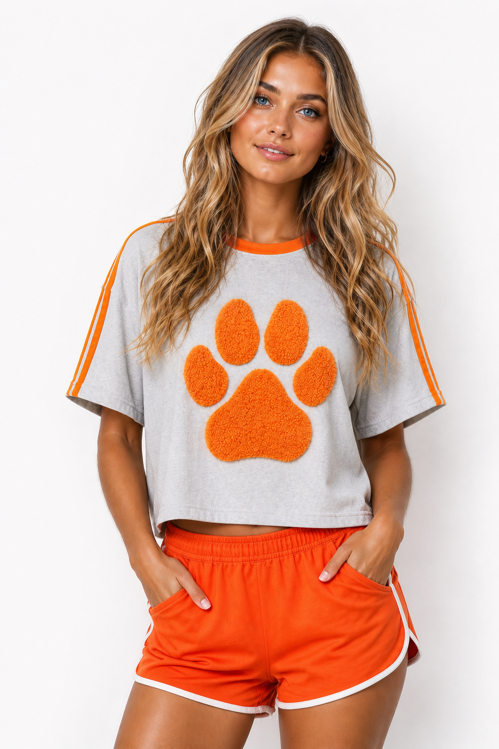 Papermoon Contrast Trim Cropped Tee w/ Large Patch