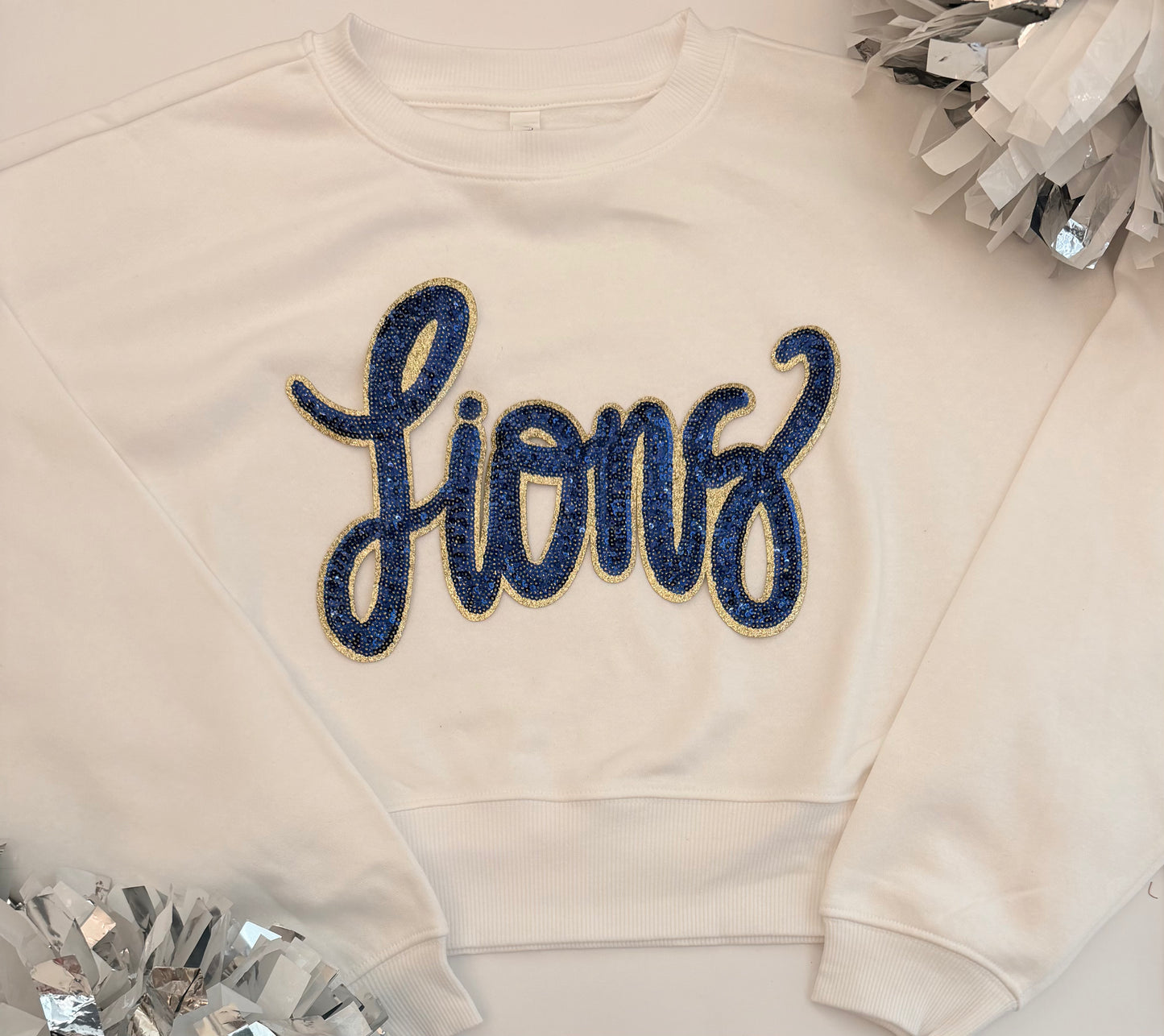 Lions Single Patch Crop Sweatshirt